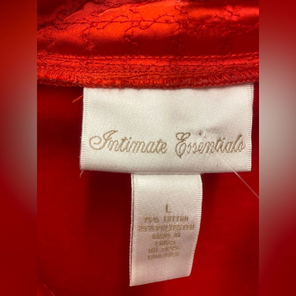 Intimate Essentials Large Redrobe New - image 2